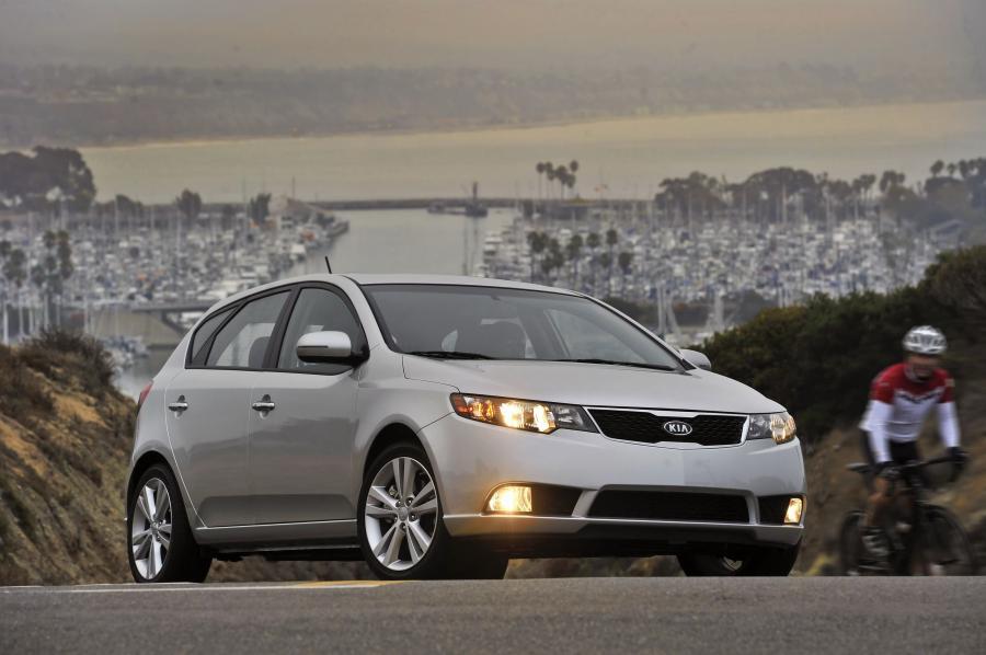  Kia Forte 5-Door 2011 года  (фото 66 из 89)